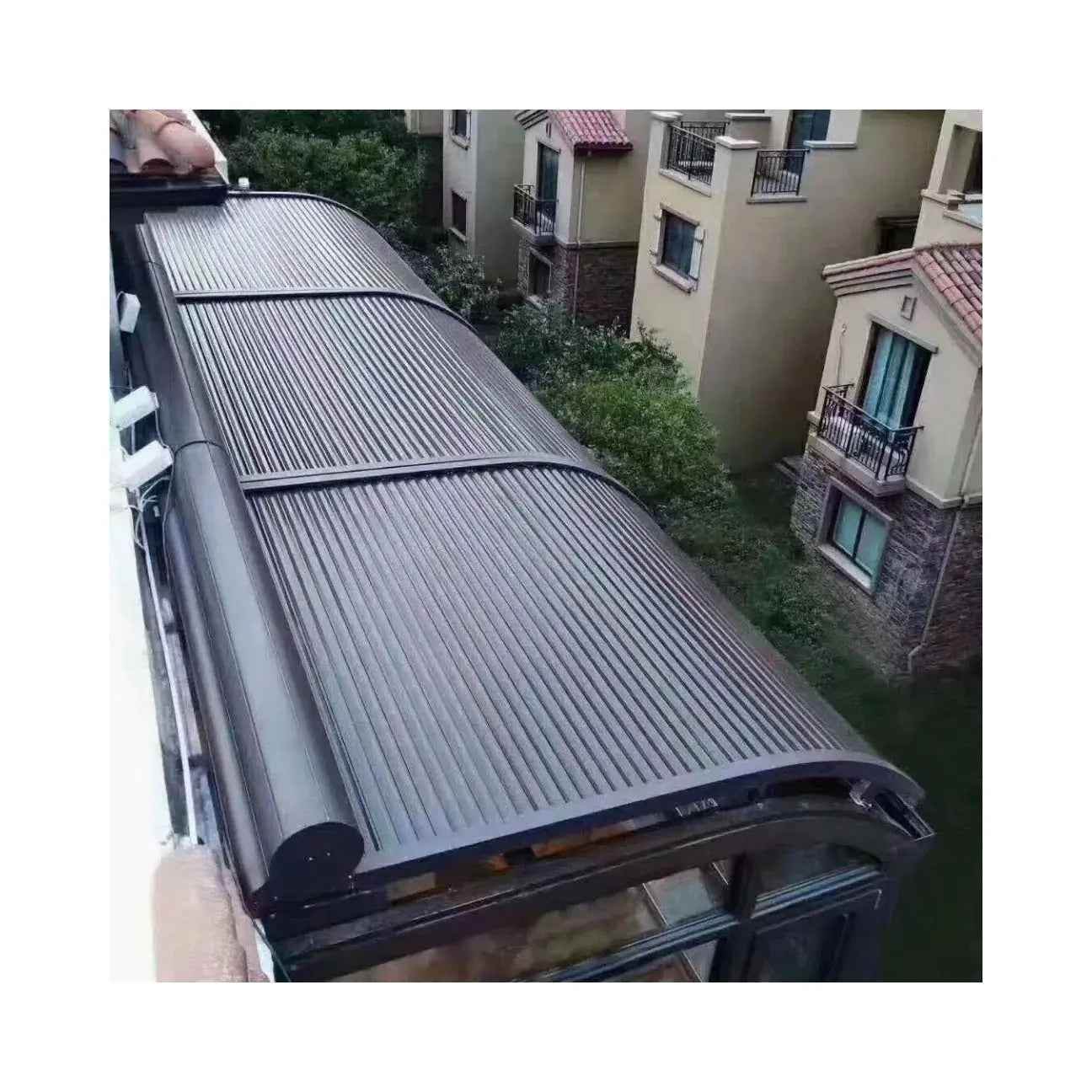 Windproof Motorized Aluminum Pergola with Retractable Awning - BOLANG DOOR