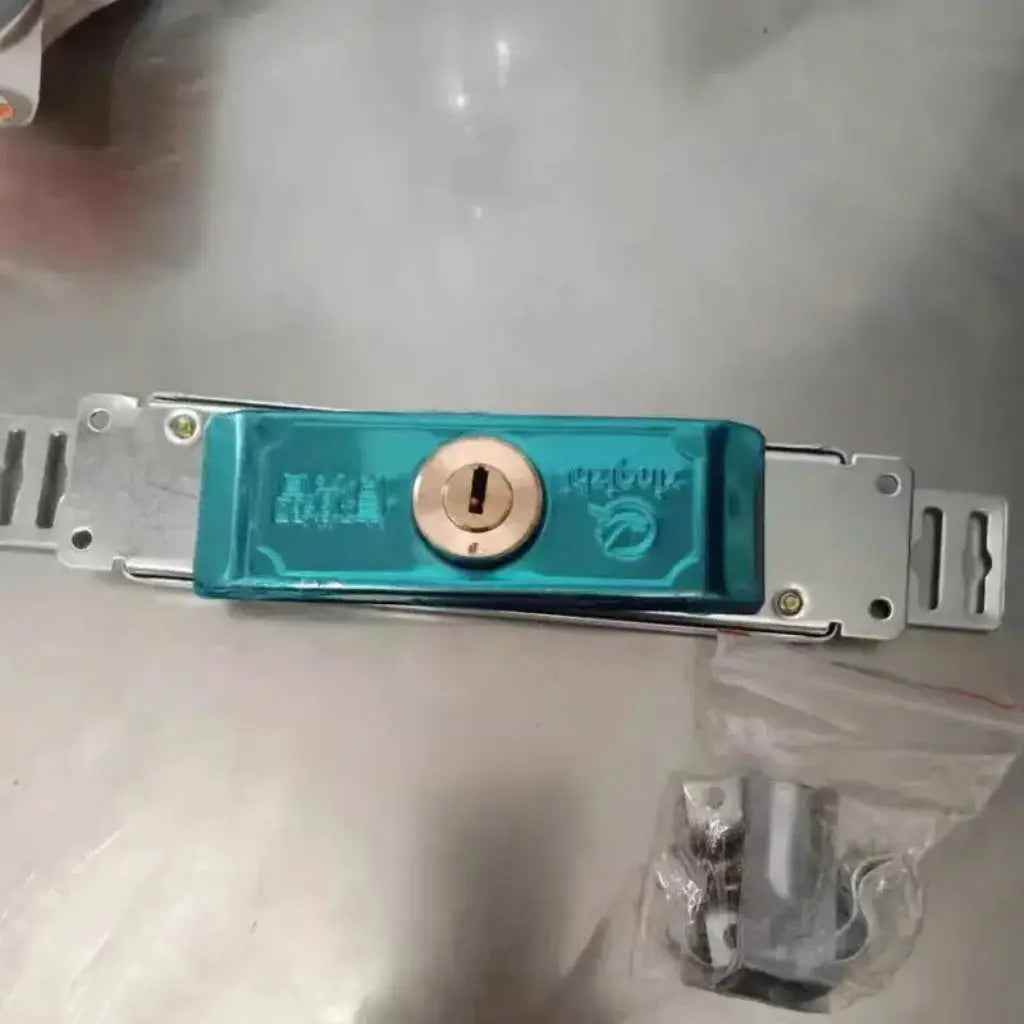 Aluminum Alloy Roller Shutter Lock with Brass Cylinder – Modern Design - BOLANG DOOR