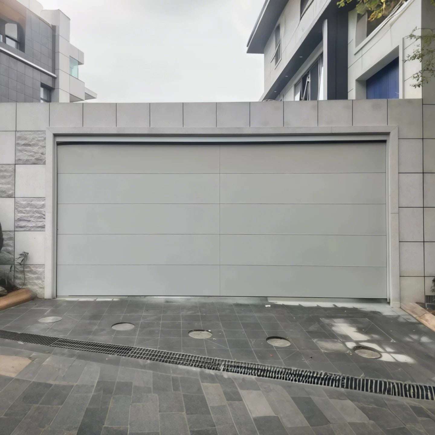 Premium Tilt-Up Aluminium Garage Doors with Vertical Bi-Folding Design