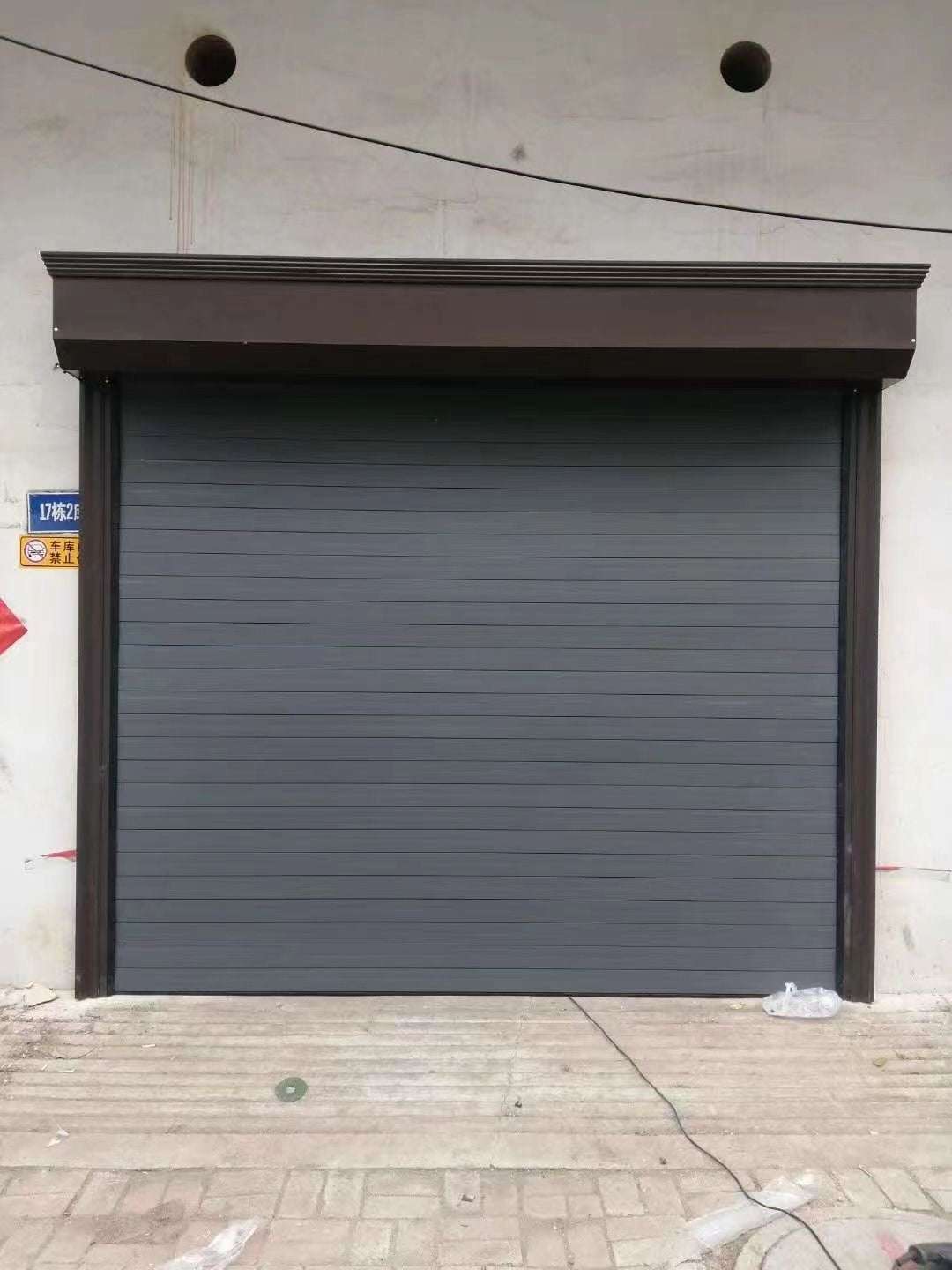 Modern Electric Automatic Garage Doors - BOLANG DOOR