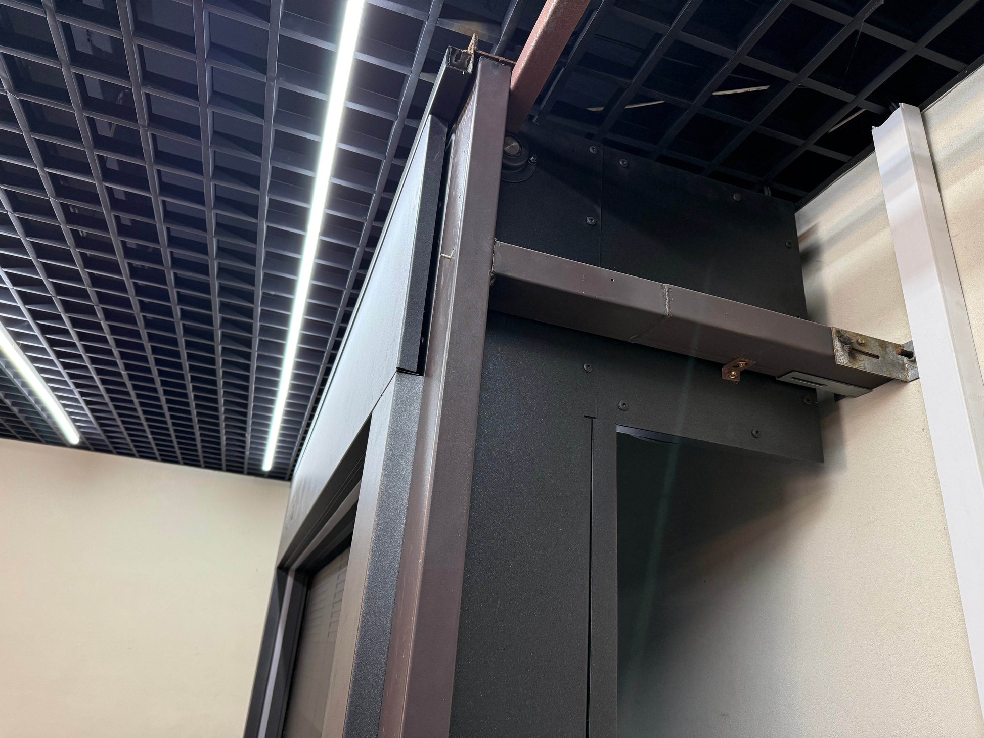 Sleek New 17 - 2 Model Rolling Garage Door – Contemporary Design - BOLANG DOOR